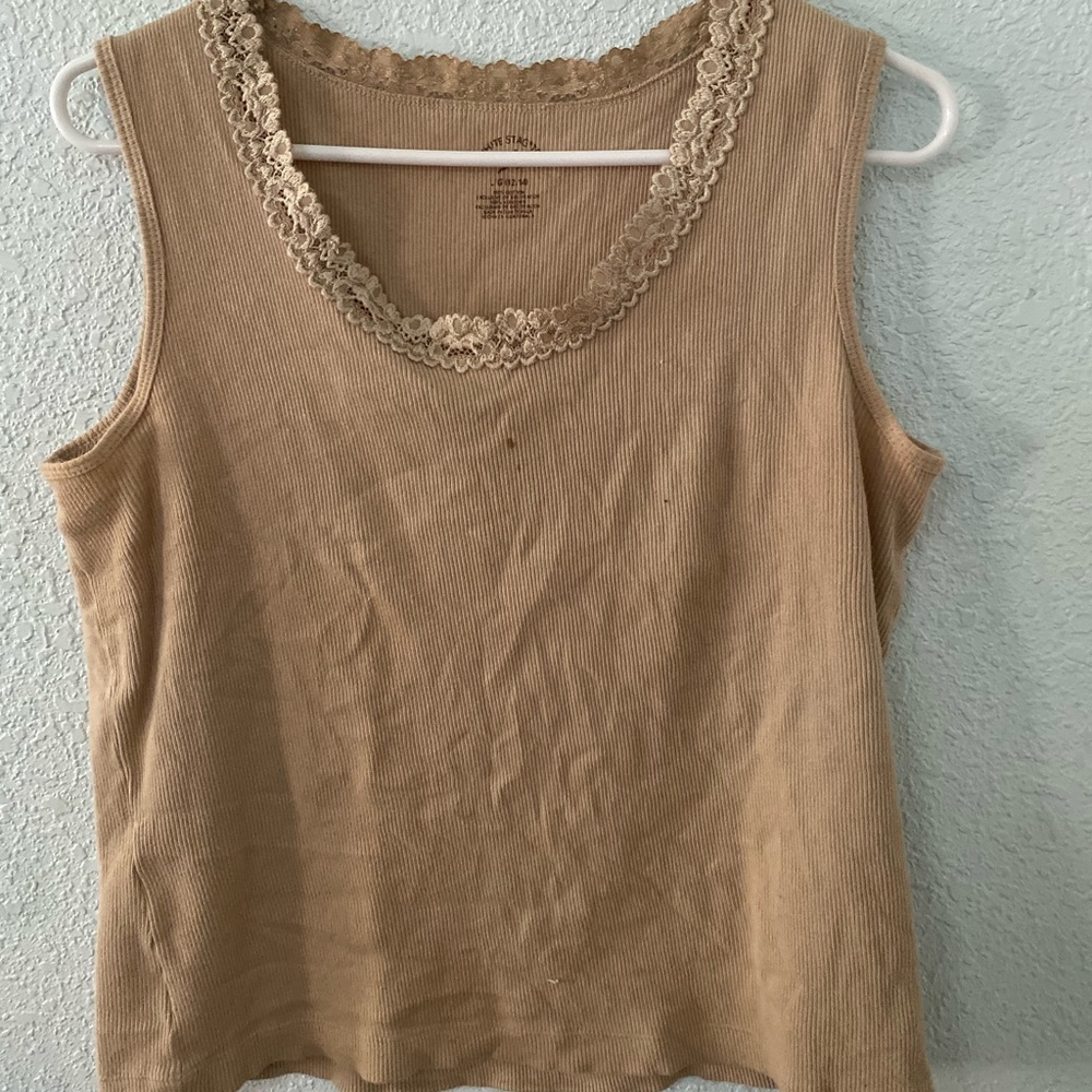 Cute nude top❣️